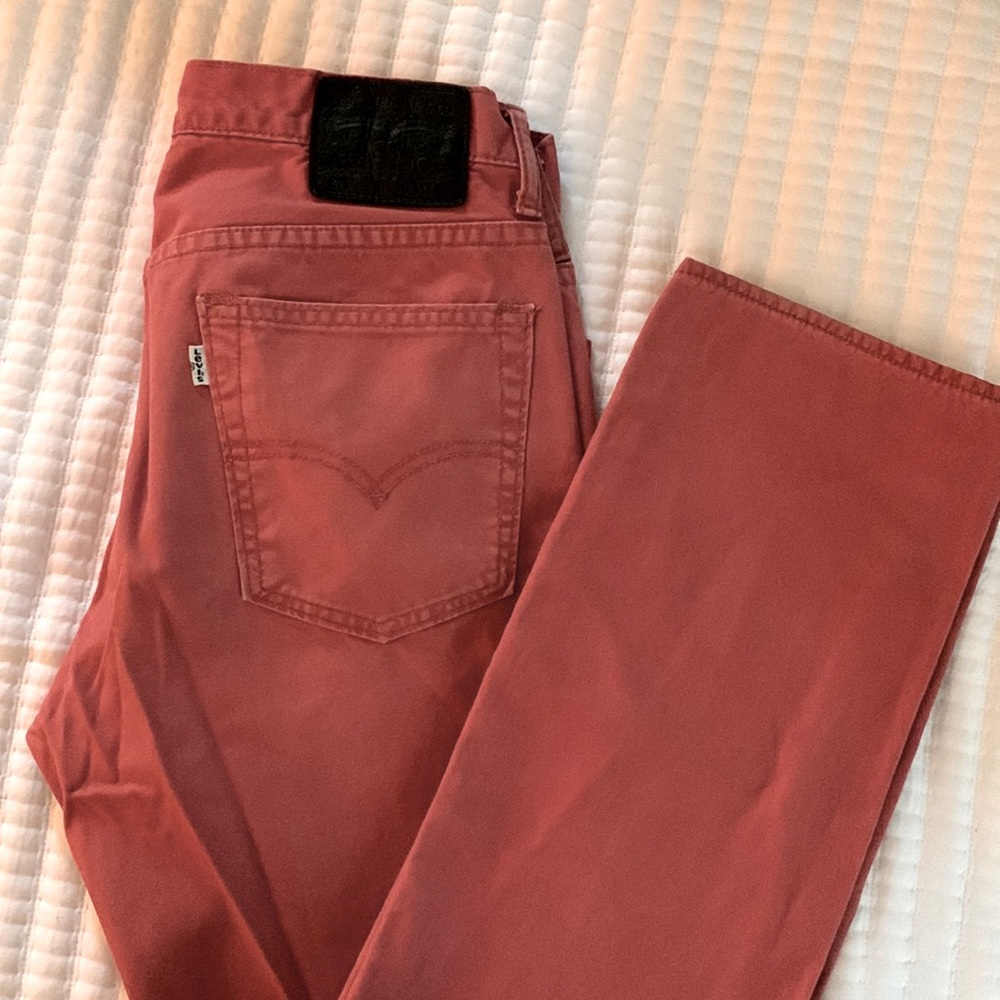 Levi Strauss 513: 33-32 Mens Salmon Straight-leg Jeans